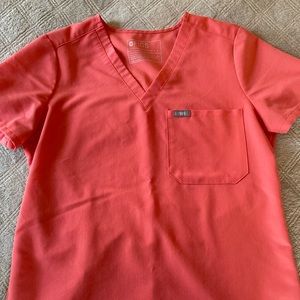 Figs Catarina One-Pocket Scrub Top Hot Coral - S